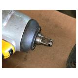 DeWalt® 18V 3/8" Impact Wrench DC823 DeWalt® 18V 3/8" Impact Wrench DC823