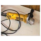 DeWalt® 4-1/2" Angle Grinder D28402 DeWalt® 4-1/2" Angle Grinder D28402
