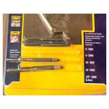 Irwin® All-Purpoe SAE Tap & Die Set (in original packaging) Irwin® All-Purpoe SAE Tap & Die Set (in original packaging)