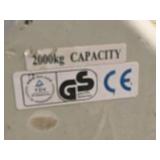 Shop Tuff Tools 2000-kg Pallet Jack Shop Tuff Tools 2000-kg Pallet Jack