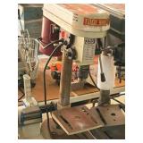 Tool Shop® 5-speed Drill Press 240-2004 Tool Shop® 5-speed Drill Press 240-2004