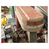 Tool Shop® 5-speed Drill Press 240-2004 Tool Shop® 5-speed Drill Press 240-2004