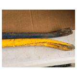 Lot of (2) Craftsman® Pry Bars - 29" (Blue) and 23-1/2" (Yellow) Lot of (2) Craftsman® Pry Bars - 29" (Blue) and 23-1/2" (Yellow)