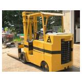 Allis-Chalmers Propane Fork Lift Allis-Chalmers Propane Fork Lift