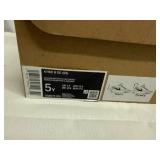 5Y Nike Kyrie 8 Go (GS)Black/Black White-Light Menta 5Y Nike Kyrie 8 Go (GS)Black/Black White-Light Menta