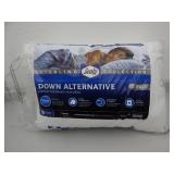 Set of 2 Sealy Standard/Queen Down Alternative Pillows