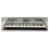 Yamaha PSRE413 Keyboard (Works With Batteries Needs Power Cord)