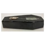 DISNEY The Huanted Mansion 999 Happy Haunts Event 2003 Tombstone Gift Pin Coffin