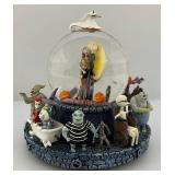 RARE Est. $150.00 - $300.00 Disney Store Nightmare Before Christmas This Is Halloween Snow Globe 6 1/4" Tall