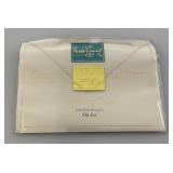 WDCC Walt Disney Classic Collection Mickey Mouse (On Ice) Opening Title Scroll With COA In Original Box