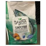 Purina Beyond Simply Grain Free Cat Food, 48 oz, Wild-Caught Whitefish & Egg