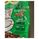 Temptations Cat Food Lot â Tuna, Chicken, Seafood Medley (2 Bags, 3.15kg Each)