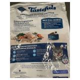 Blue Buffalo Tastefuls Adult Cat Sensitive Stomach Food, 10 lbs