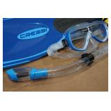 Cressi Adult Rondine Palau Fin Snorkel Set - Fin Size XS/S Cressi Adult Rondine Palau Fin Snorkel Set - Fin Size XS/S