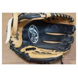 *2* Rawlings Softball Gloves *2* Rawlings Softball Gloves