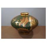 Vintage Asian Heavy Ornate Shogun Vase Vintage Asian Heavy Ornate Shogun Vase