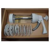 The Pampered Chef Cookie Press Set The Pampered Chef Cookie Press Set