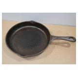 Vintage Bejamin & Medwin 11.5" Cast Iron Skillet Vintage Bejamin & Medwin 11.5" Cast Iron Skillet