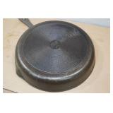 Vintage Bejamin & Medwin 11.5" Cast Iron Skillet Vintage Bejamin & Medwin 11.5" Cast Iron Skillet