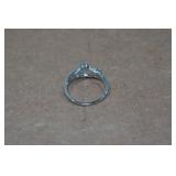 Elegant Spring Fashion Ring - Fits Like Size 8 Elegant Spring Fashion Ring - Fits Like Size 8