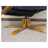 Vintage Scandinavian Design Blue Leather Recliner Vintage Scandinavian Design Blue Leather Recliner