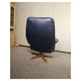 Vintage Scandinavian Design Blue Leather Recliner Vintage Scandinavian Design Blue Leather Recliner
