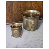 Vintage Hammered Brass Lions Head Jardinière Planters Pair Vintage Hammered Brass Lions Head Jardinière Planters Pair