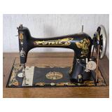 Breathtaking Antique Oak Sewing Cabinet & Machine - Free Sewing Machine Co. Breathtaking Antique Oak Sewing Cabinet & Machine - Free Sewing Machine Co.