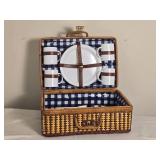 Adorable Basket Picnic Set Adorable Basket Picnic Set
