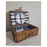 Adorable Basket Picnic Set Adorable Basket Picnic Set