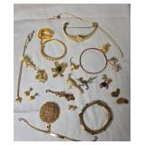 Brilliant Vintage Costume Jewelry Collection - Gold - (25) Brilliant Vintage Costume Jewelry Collection - Gold - (25)
