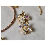 Brilliant Vintage Costume Jewelry Collection - Gold - (25) Brilliant Vintage Costume Jewelry Collection - Gold - (25)