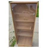 Melamine display cabinet with clear plastic door, locks, 2 keys and 4 wheels