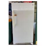 Kenmore Refrigerator Model: 253.60722012