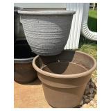 Large Variety of Plastic Plant Pots
