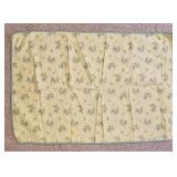 Adorable Vintage Petite Vintage Quilt