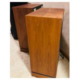 The Pair of Klipsch KG4 vintage Stereo Speakers