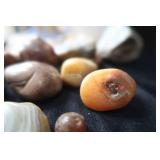 AGATES / ANTIQUE BOX AGATES / ANTIQUE BOX