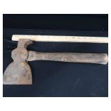 3 VINTAGE HATCHETS 3 VINTAGE HATCHETS