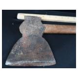 3 VINTAGE HATCHETS 3 VINTAGE HATCHETS