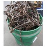 5 GALLON BUCKET FILLED WITH TRAPS 5 GALLON BUCKET FILLED WITH TRAPS