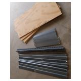 METAL SHELVING UNIT WITH 4 SHELVES. METAL SHELVING UNIT WITH 4 SHELVES.