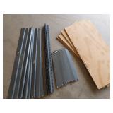 METAL SHELVING UNIT WITH 4 SHELVES. METAL SHELVING UNIT WITH 4 SHELVES.