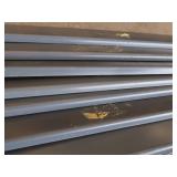 METAL SHELVING UNIT WITH 4 SHELVES. METAL SHELVING UNIT WITH 4 SHELVES.