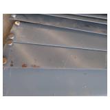 METAL SHELVING UNIT WITH 4 SHELVES. METAL SHELVING UNIT WITH 4 SHELVES.