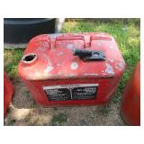 4 BOAT GAS TANKS 4 BOAT GAS TANKS