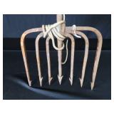 7 TINE ICE FISHING SPEAR 7 TINE ICE FISHING SPEAR
