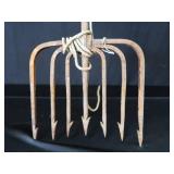 7 TINE ICE FISHING SPEAR 7 TINE ICE FISHING SPEAR