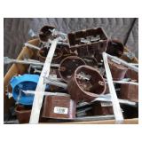 LG BOX OF FIXTURE BOXES /W BAR HANGERS LG BOX OF FIXTURE BOXES /W BAR HANGERS
