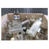 BOX OF ANTIQUE / VINTAGE BOTTLES PLUS 2 MINI PABST BLUE RIBBON BOTTLES BOX OF ANTIQUE / VINTAGE BOTTLES PLUS 2 MINI PABST BLUE RIBBON BOTTLES